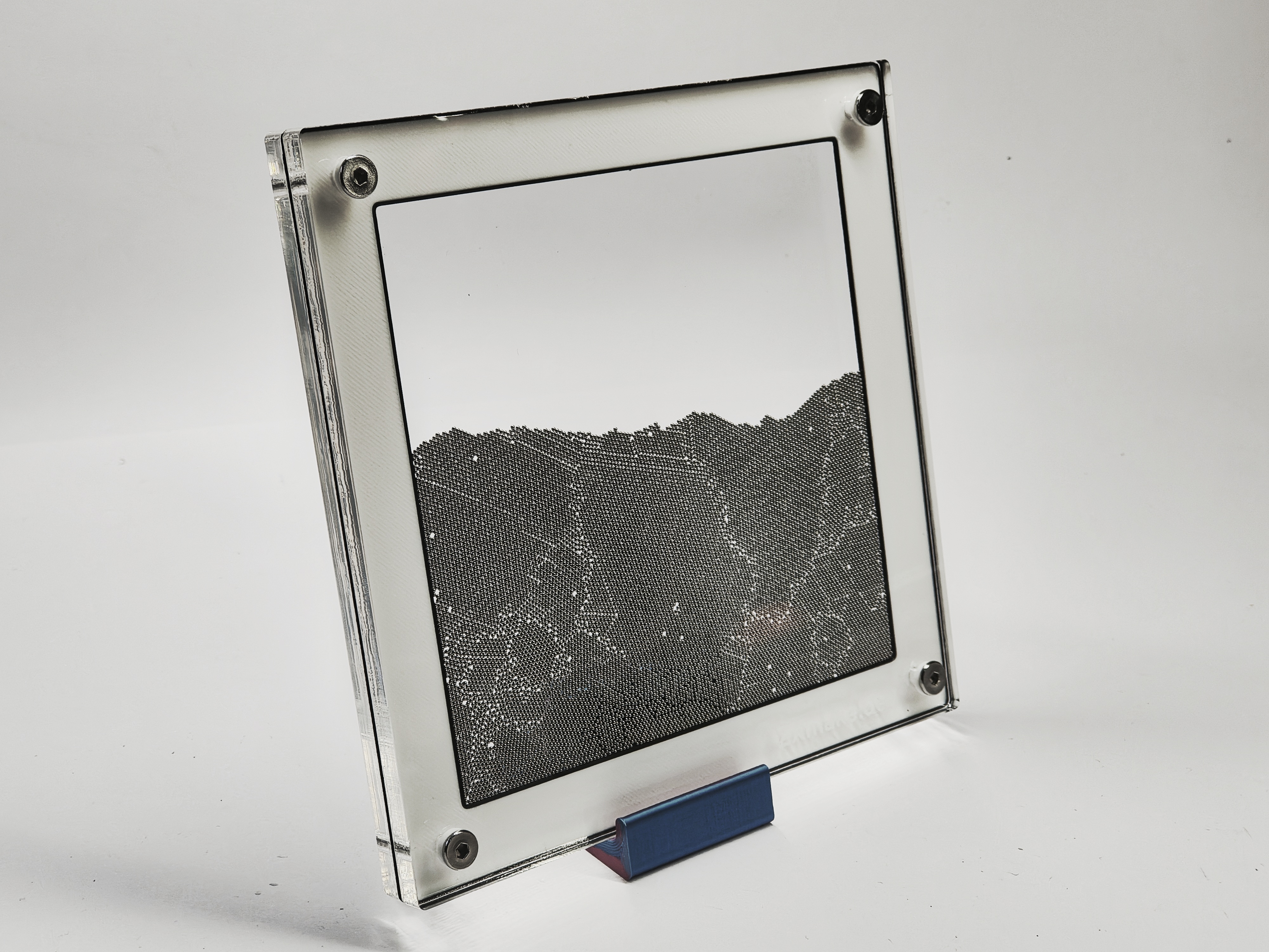 The perfect toy for materials scientists recreated – ZXmake.dev